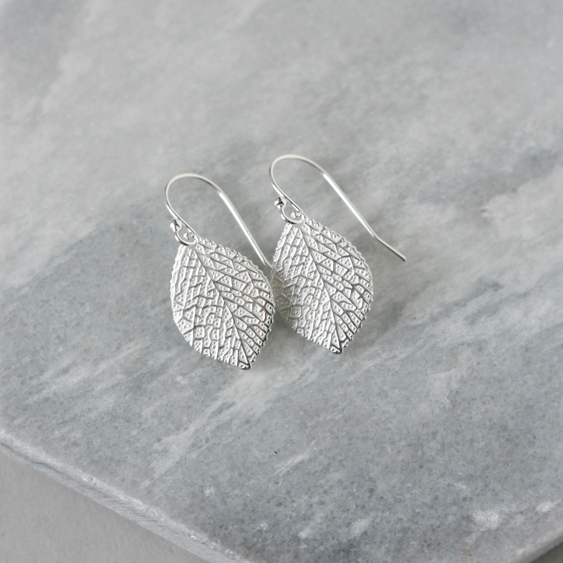 Silver Single Leaf Filigree Drop Earrings - Lovisa