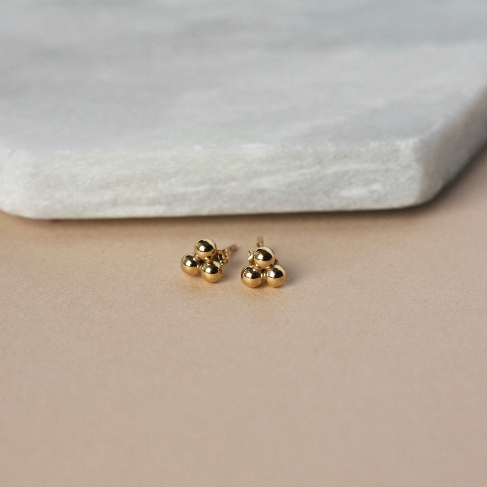 Dainty gold shops stud earrings